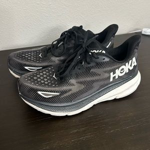 HOKA Men's Clifton 9 Running Shoes